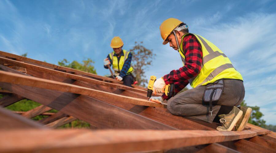 Professional residential roofers in La Pointe, WI